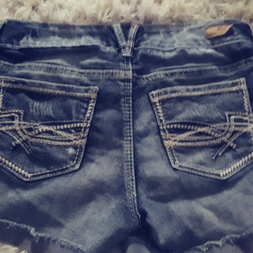 Shorts - Picture 2 of 2